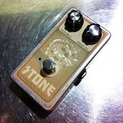 Devi Ever Stone Bass Boost Fuzz Pedal